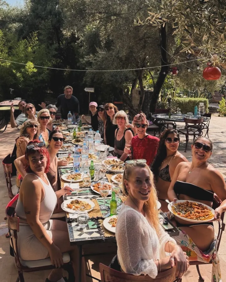 Long lunch under the olive trees with the whole group
